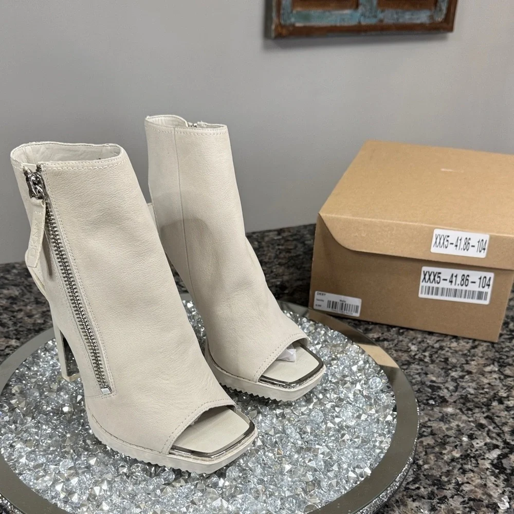 DKNY Off-White Peep-Toe Zip High Heel Booties NEW 9.5